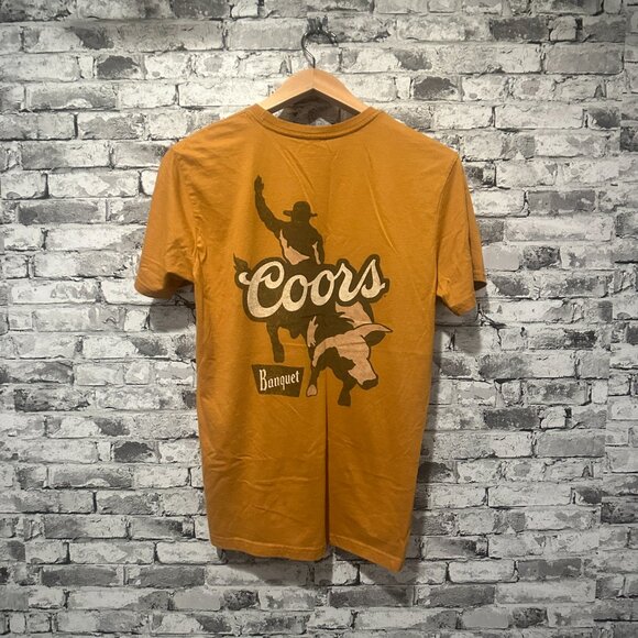 EUC Coors Women's Bull Graphic T-Shirt Size Medium - Picture 6 of 9